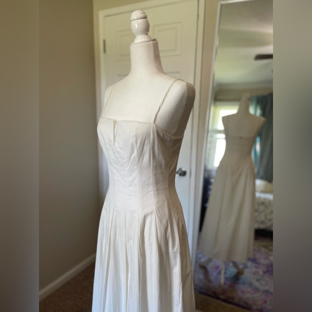 Reformation Kye Midi dress in white - Picture 9 of 13